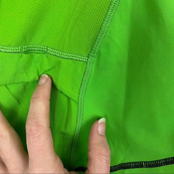 Lululemon Cardio Kick Racerback Tank Green - Picture 9 of 9